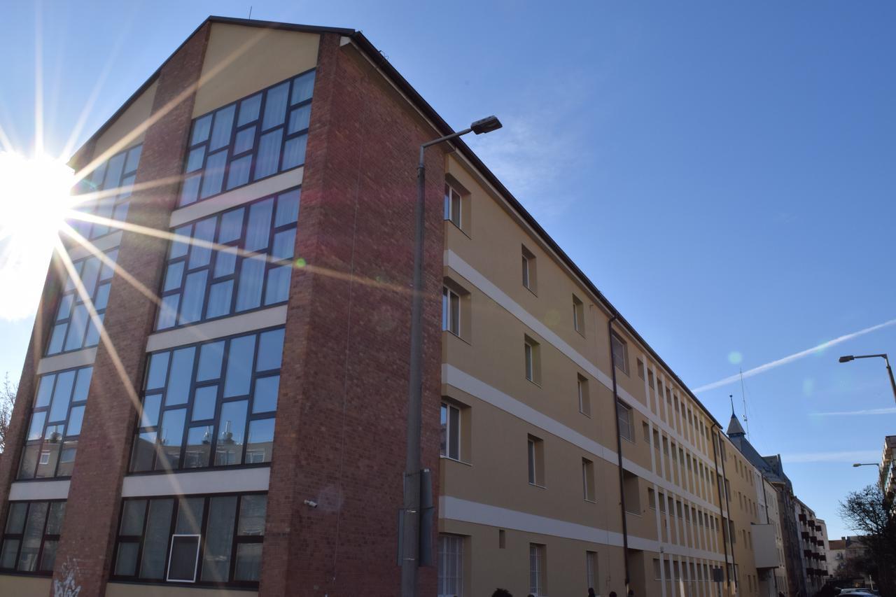 Marothi Kollegium Vandrehjem Debrecen Eksteriør billede